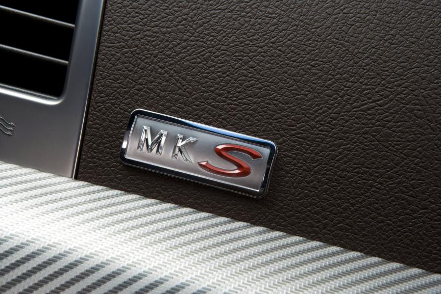  Lincoln MKS 2008 года  (фото 198 из 284)